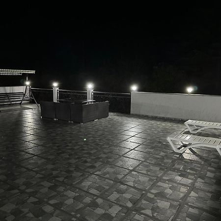 French Hotel Kobuleti Bagian luar foto