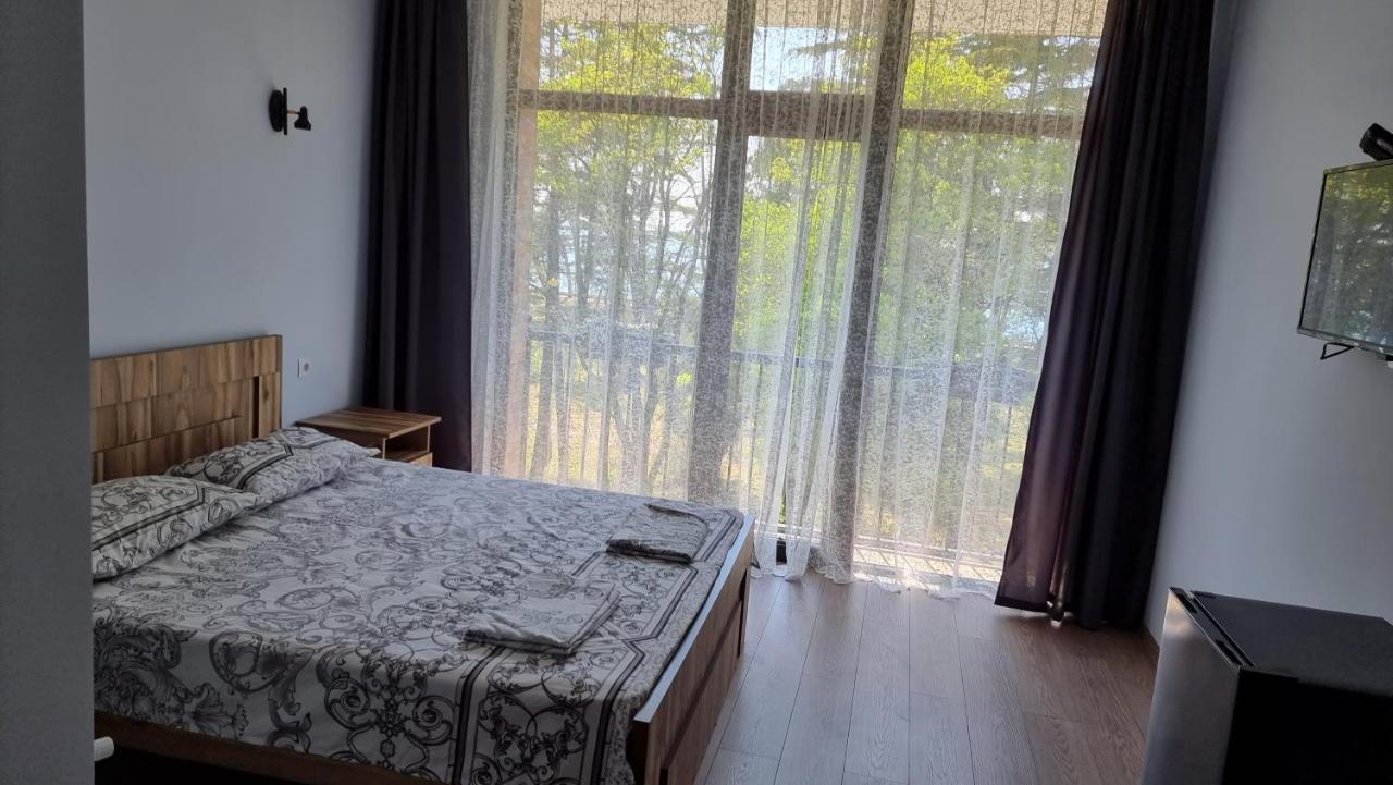 French Hotel Kobuleti Bagian luar foto