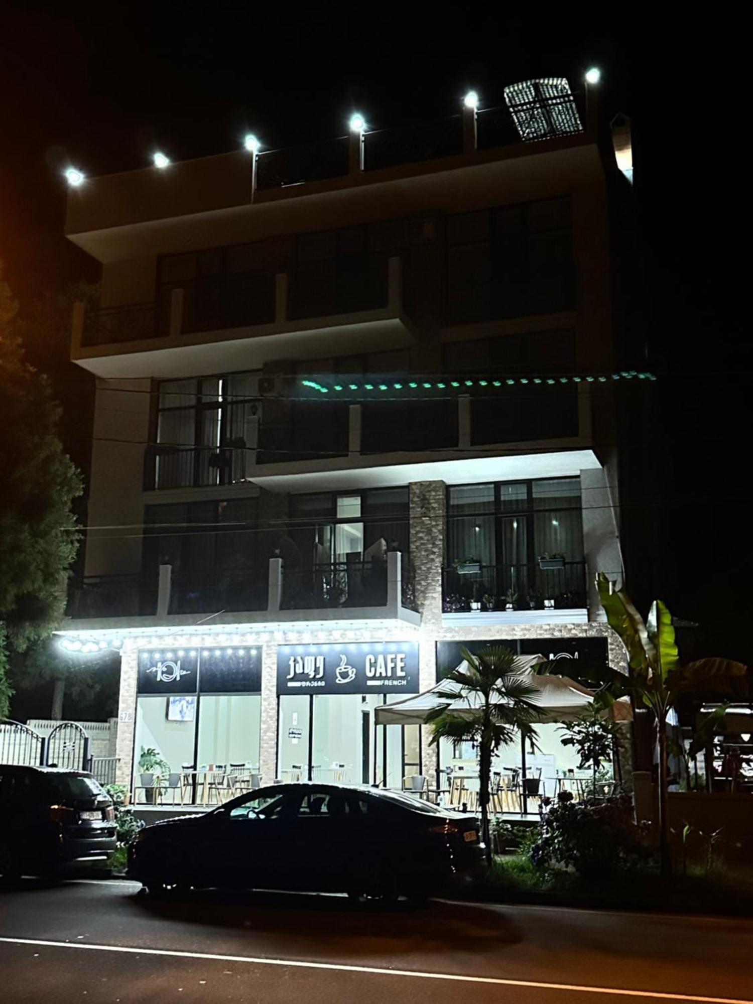 French Hotel Kobuleti Bagian luar foto